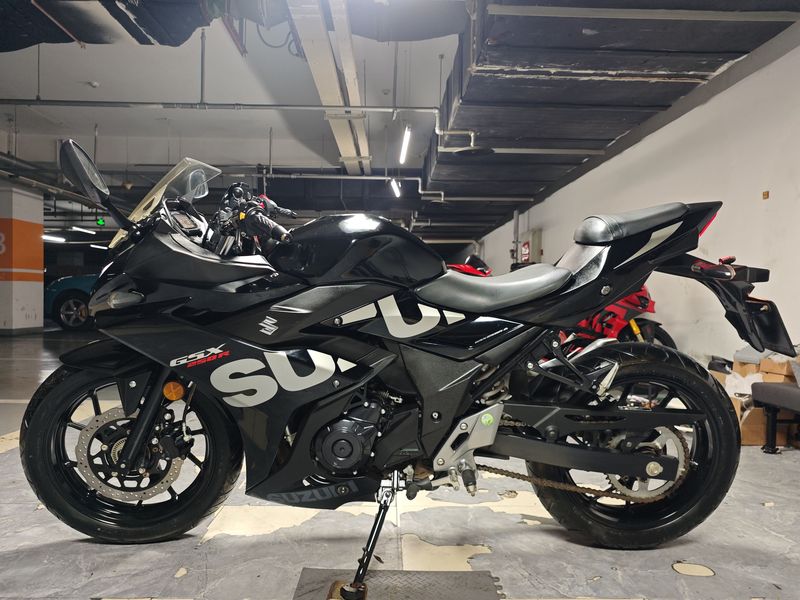 二手豪爵铃木GSX250R