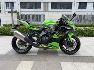 二手川崎ZX-4R