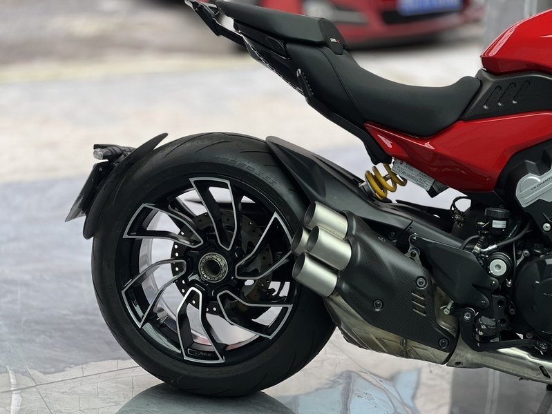 二手杜卡迪Diavel V4
