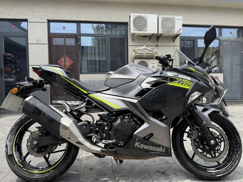 二手川崎Ninja 400