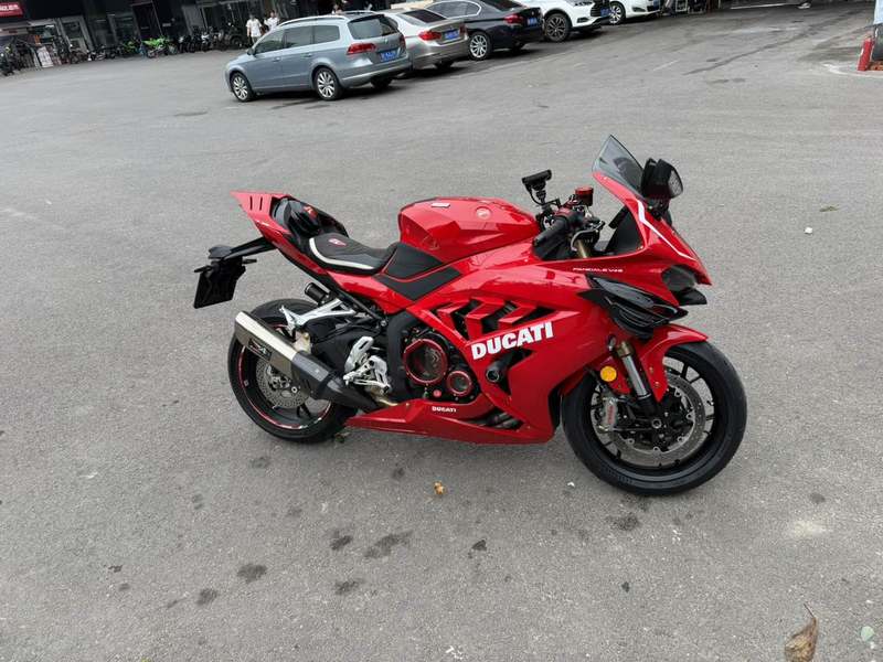 二手QJMOTOR赛800