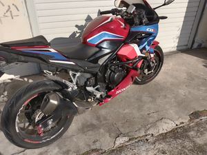 二手本田CBR400R