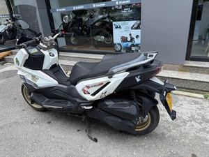 二手三阳哈士奇 Husky ADV300