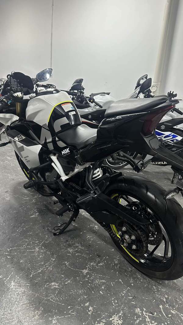 二手春风250SR