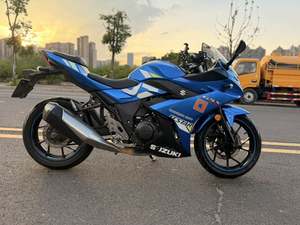 二手豪爵铃木GSX250R