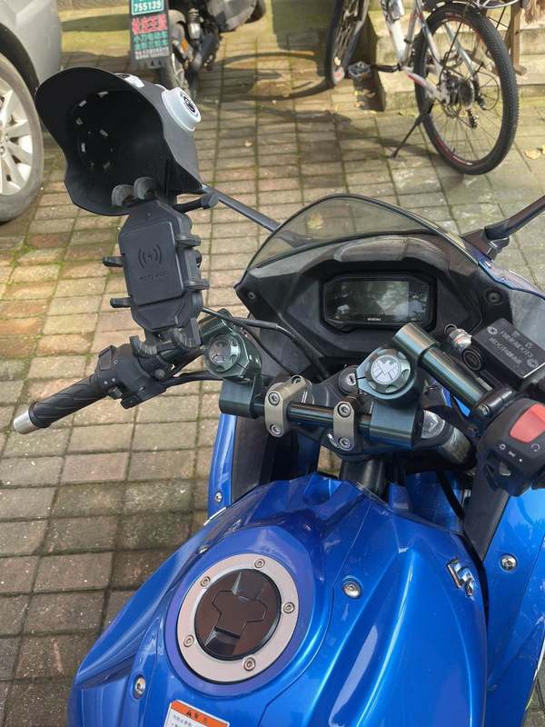 二手济南铃木极客飒 Gixxer 155