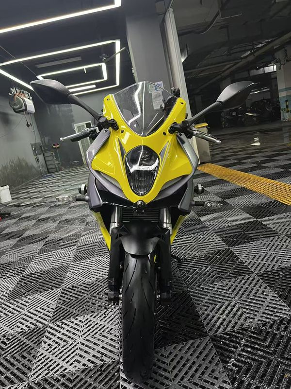 二手贝纳利龙卷风 Tornado 302R