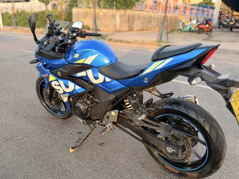 二手豪爵铃木GSX250R