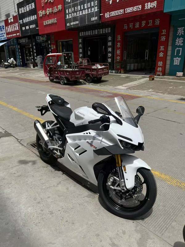 二手张雪机车820RR