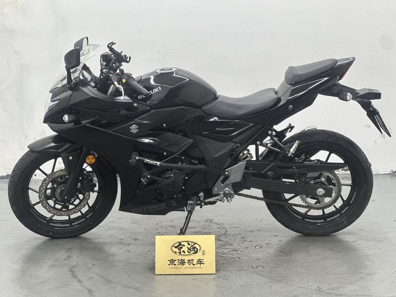 二手豪爵铃木GSX250R