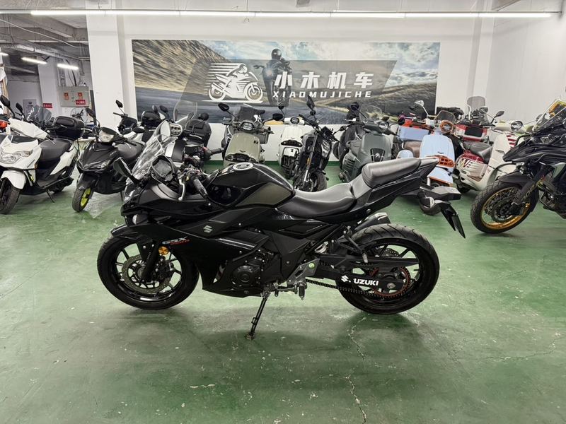 二手豪爵铃木GSX250R