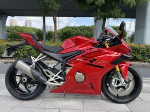 二手张雪机车500RR