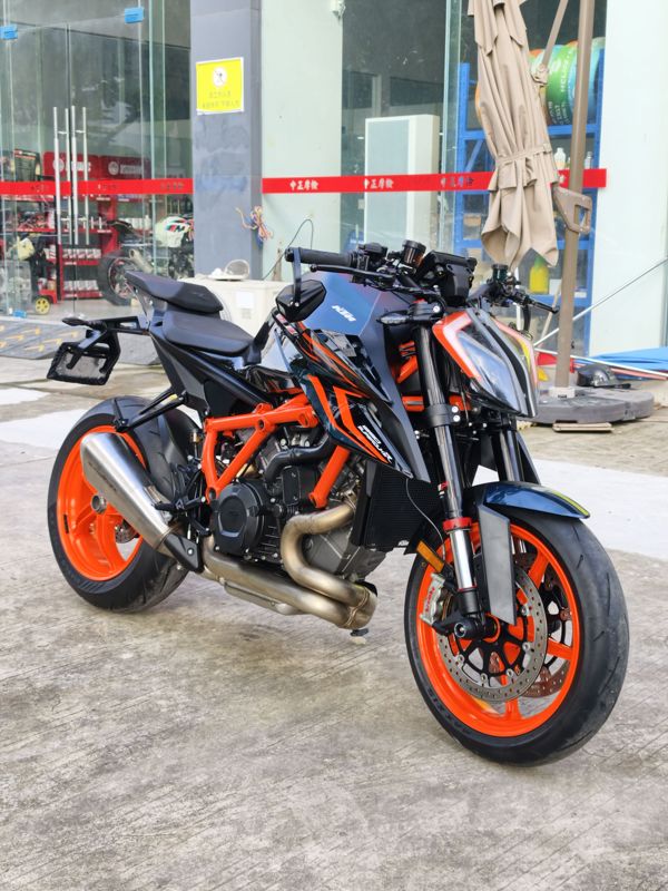 二手KTMR2R1290 Super Duke