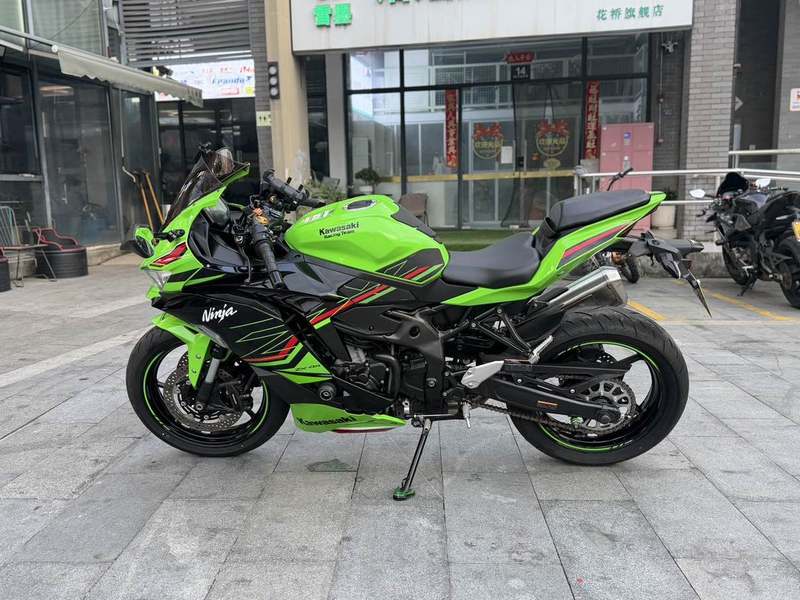 二手川崎ZX-4R