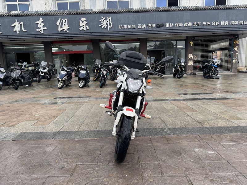 二手贝纳利红宝龙 TNT150i