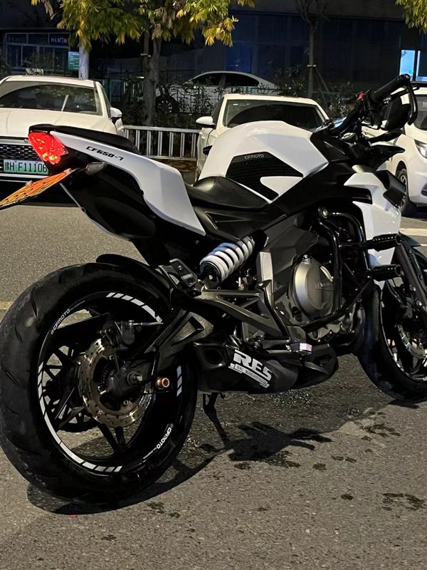 二手春风650NK