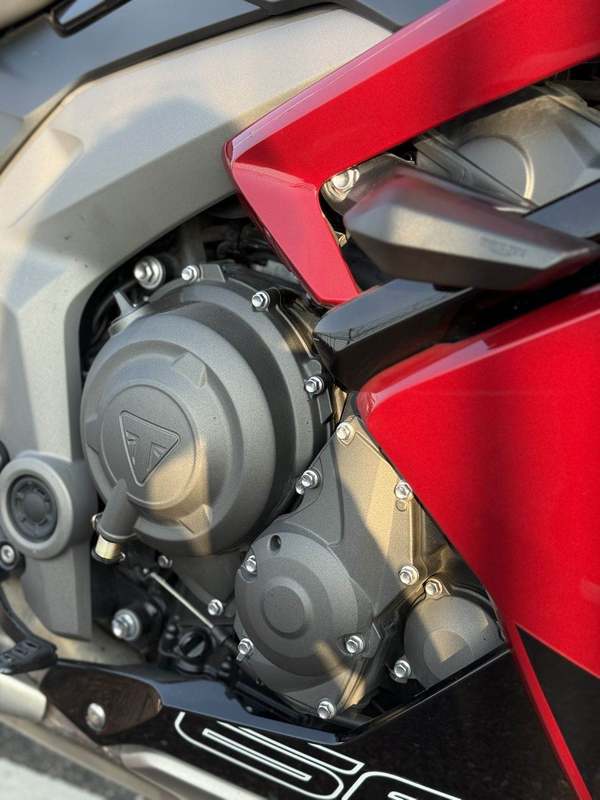 二手凯旋Daytona 660