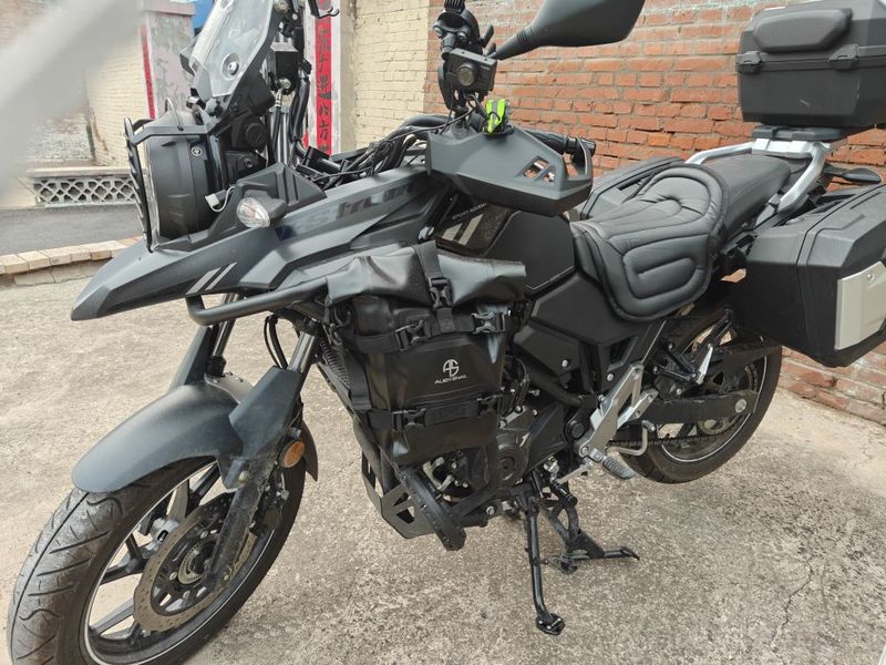 二手豪爵铃木DL250