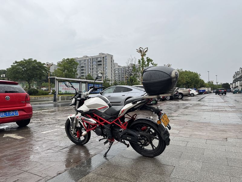 二手贝纳利红宝龙 TNT150i