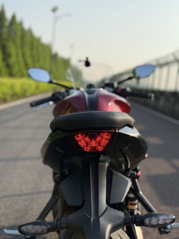 二手凯旋Daytona 660