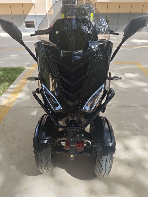 二手ADIVAAD7 150