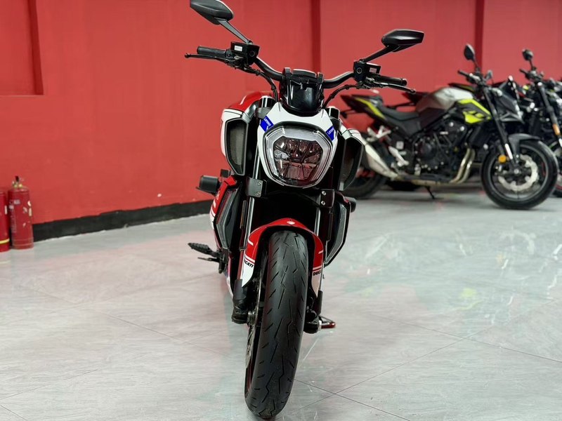 二手杜卡迪Diavel 