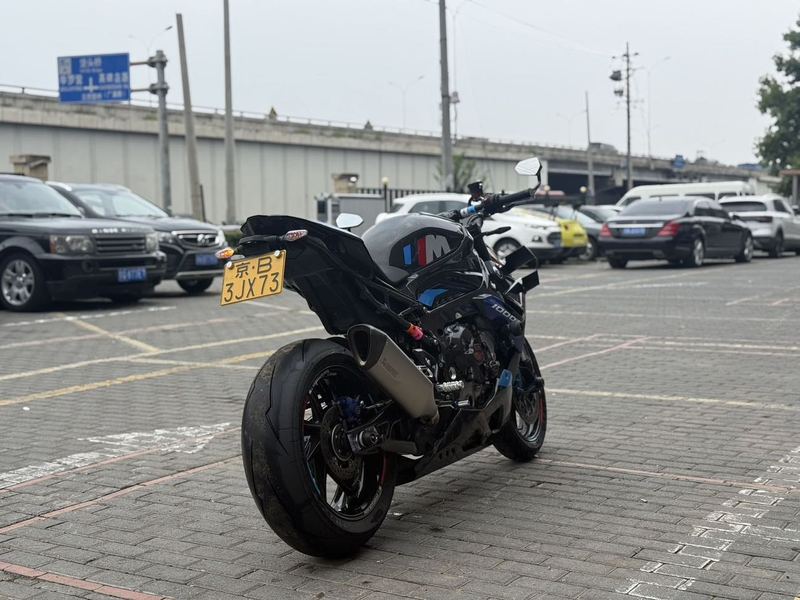 二手宝马M 1000 R