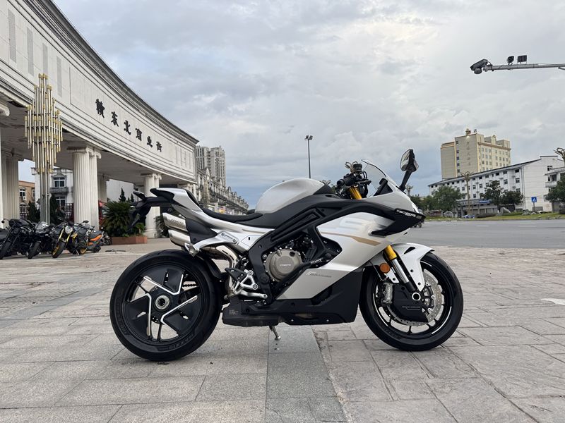 二手春风750SR-S