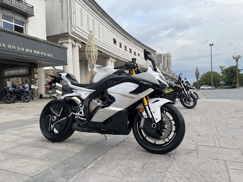 二手春风750SR-S