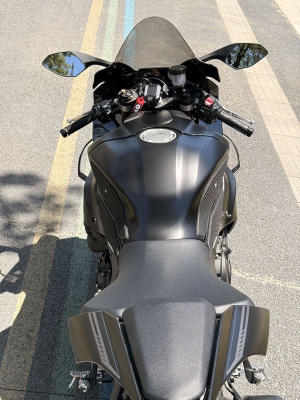 二手雅马哈YZF-R1