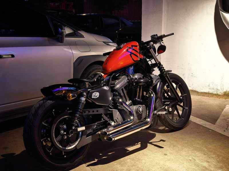二手哈雷戴维森Iron883 硬汉