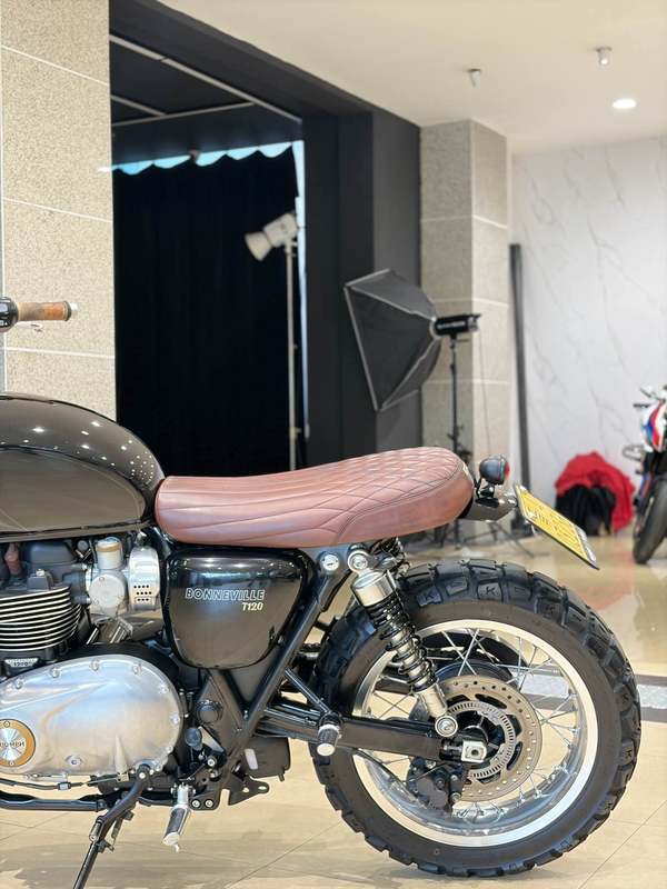 二手凯旋Bonneville T120