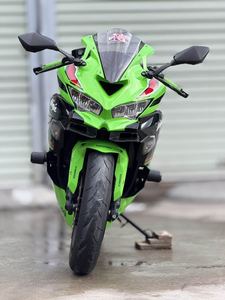 二手川崎ZX-4R