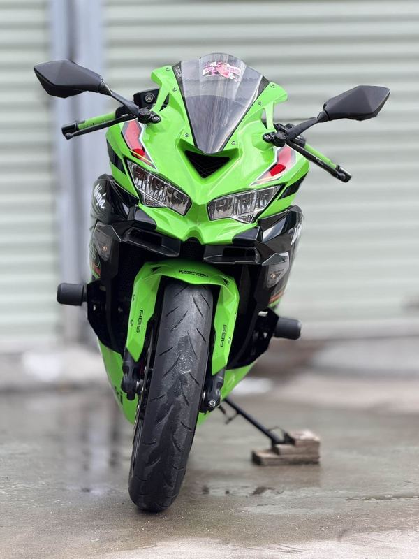 二手川崎ZX-4R