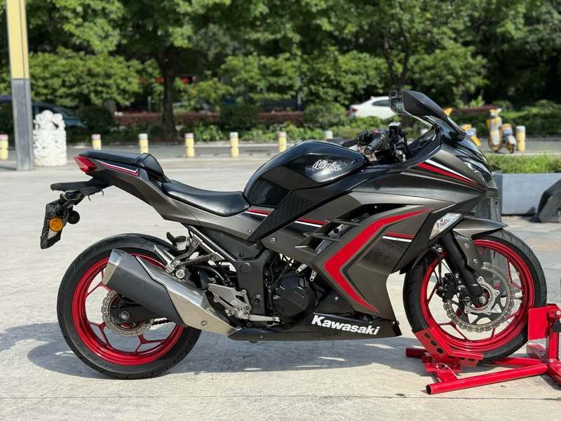 二手川崎Ninja 250