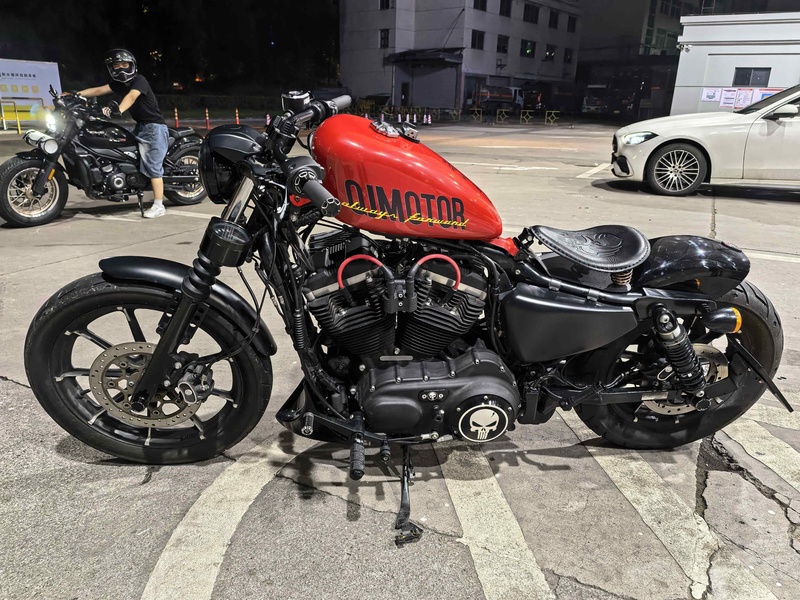 二手哈雷戴维森Iron883 硬汉
