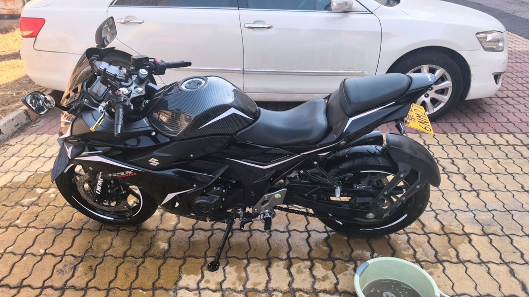 二手豪爵铃木GSX250R