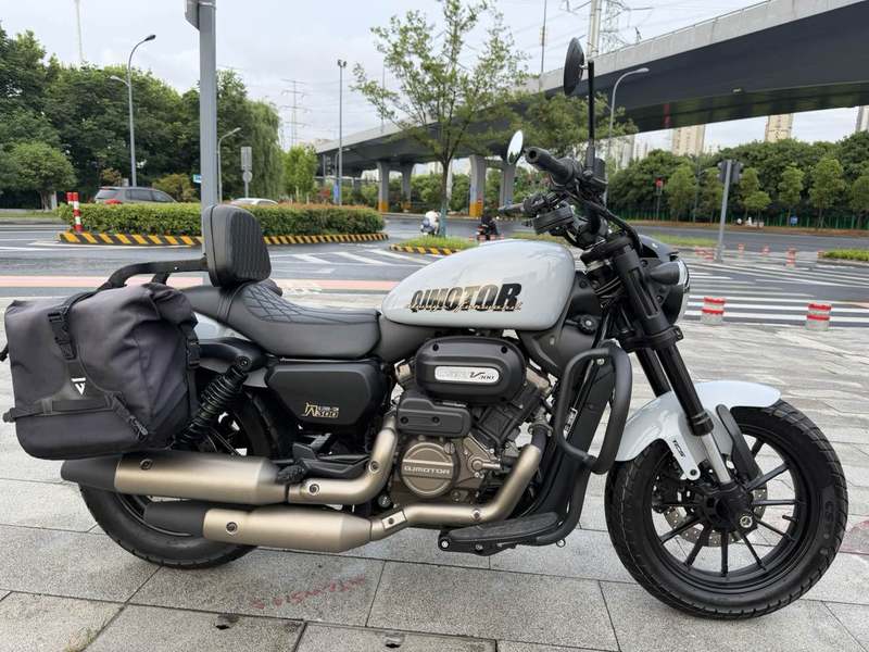 二手QJMOTOR闪300