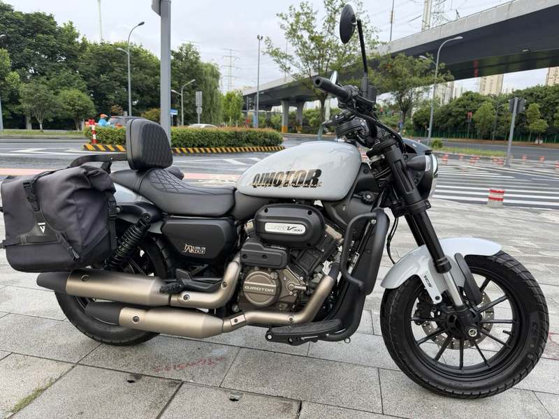 二手QJMOTOR闪300
