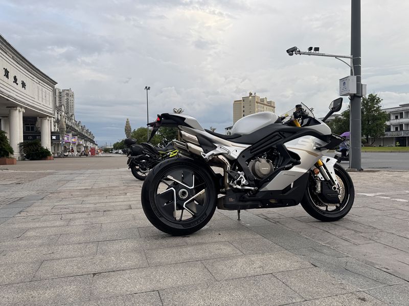二手春风750SR-S