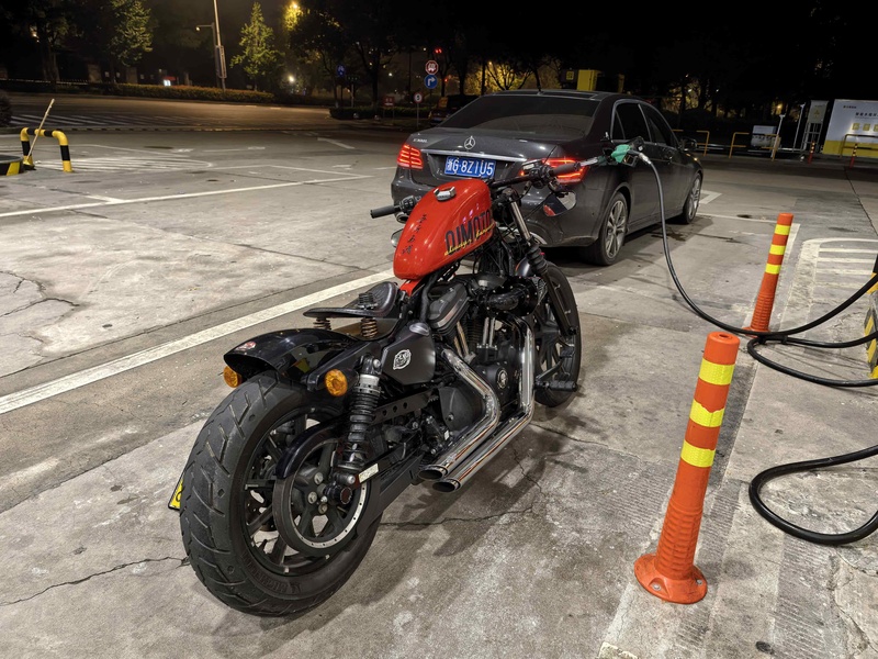 二手哈雷戴维森Iron883 硬汉