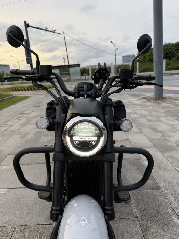 二手QJMOTOR闪300