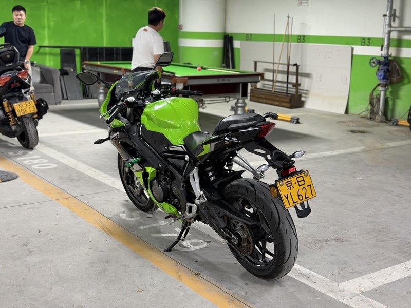 二手贝纳利龙卷风 Tornado 302R