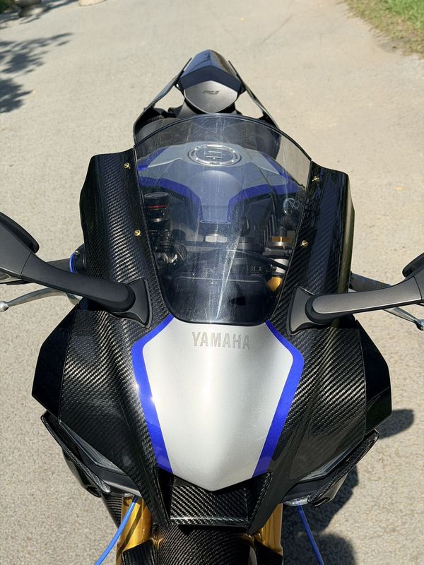 二手雅马哈YZF-R1