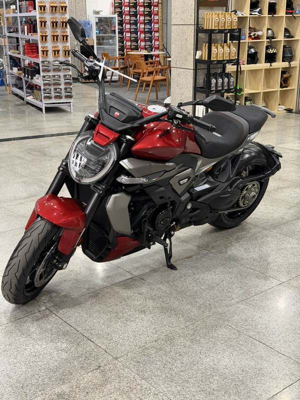 二手杜卡迪XDiavel V4