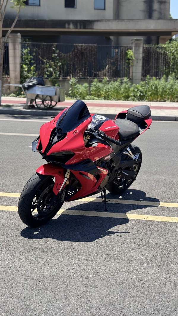 二手QJMOTOR赛800