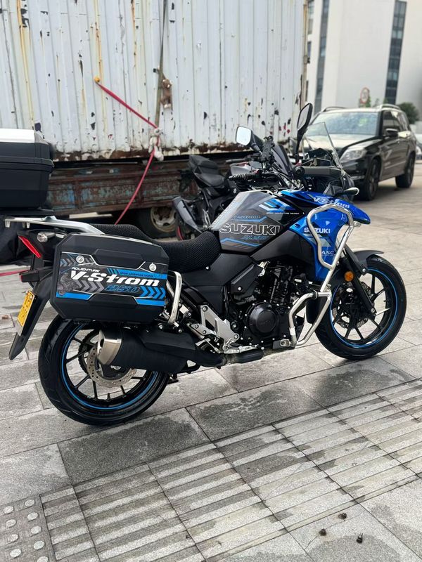 二手豪爵铃木DL250