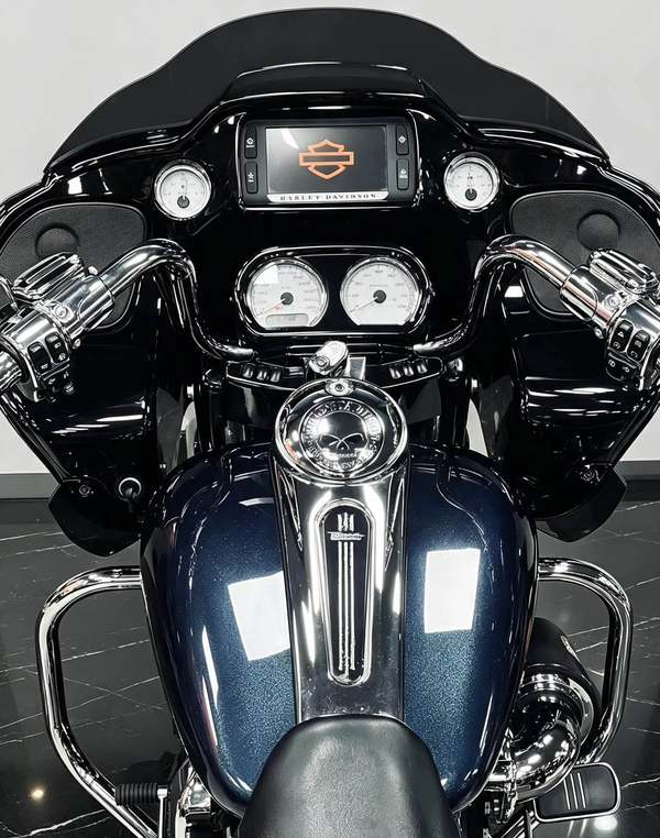 二手哈雷戴维森公路滑翔 Road Glide