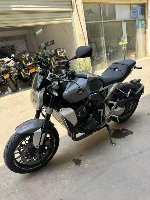 二手本田CB1000R