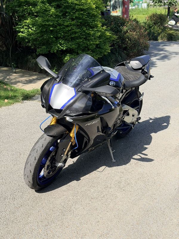 二手雅马哈YZF-R1